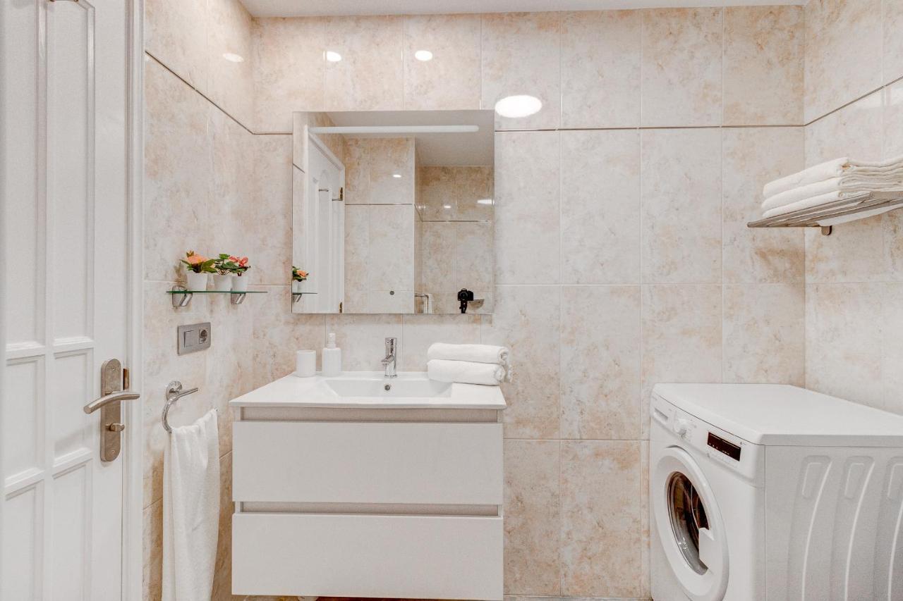 Apartament Altamira 阿德耶 外观 照片